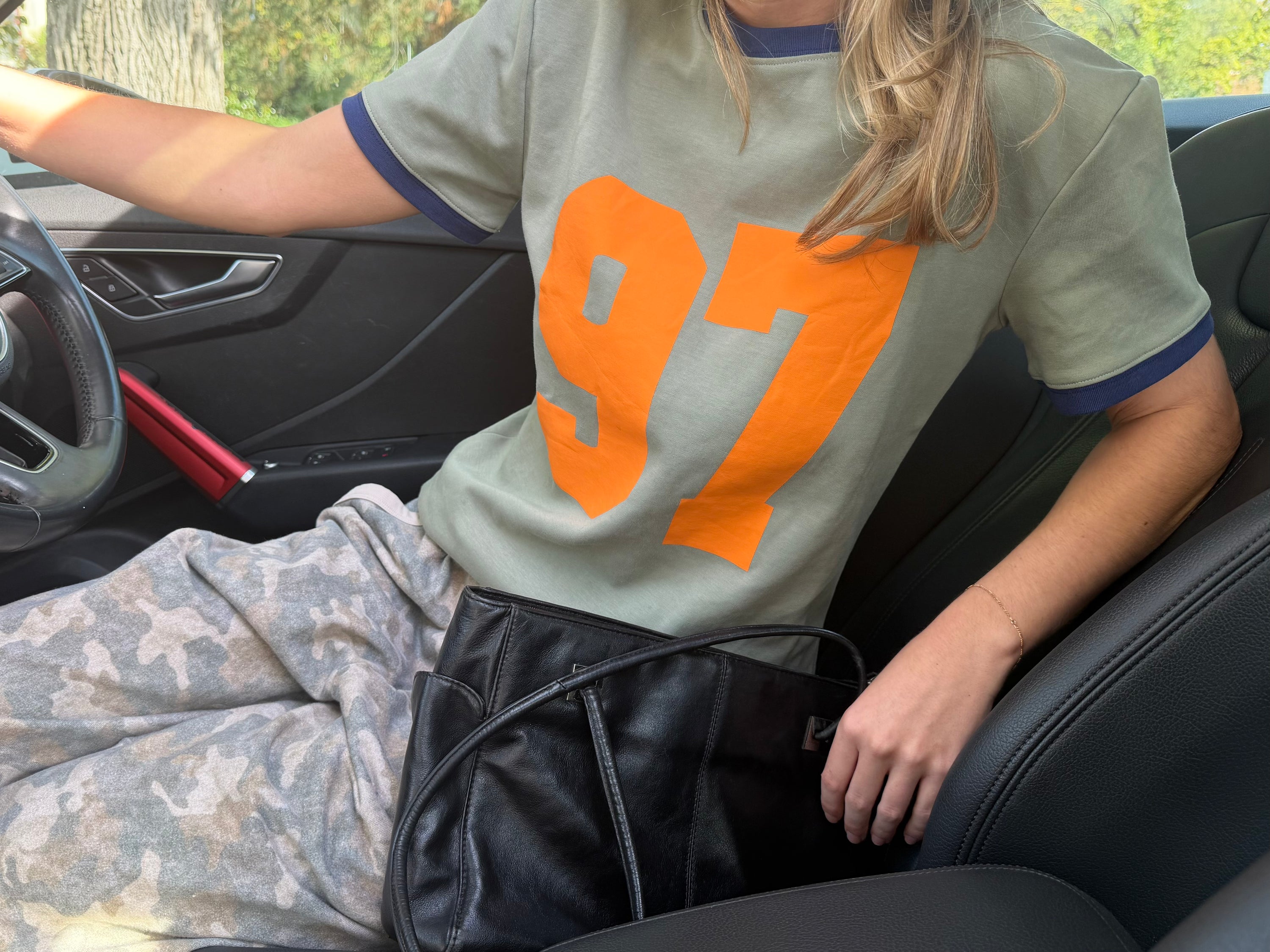 97' Tee